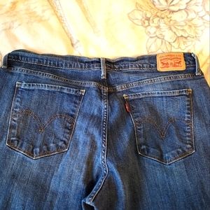 Levis 505 Straight Leg